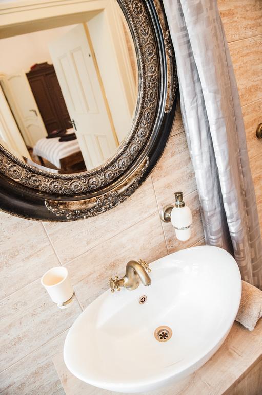 Brukenthal Central Apartments Сибиу Номер фото